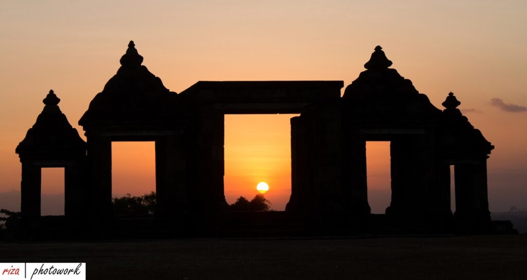 Sunset Ratu Boko