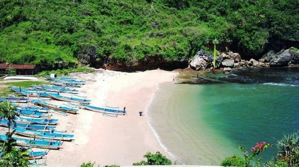 Pantai Gesing