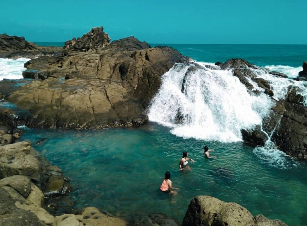 Pantai Wediombo