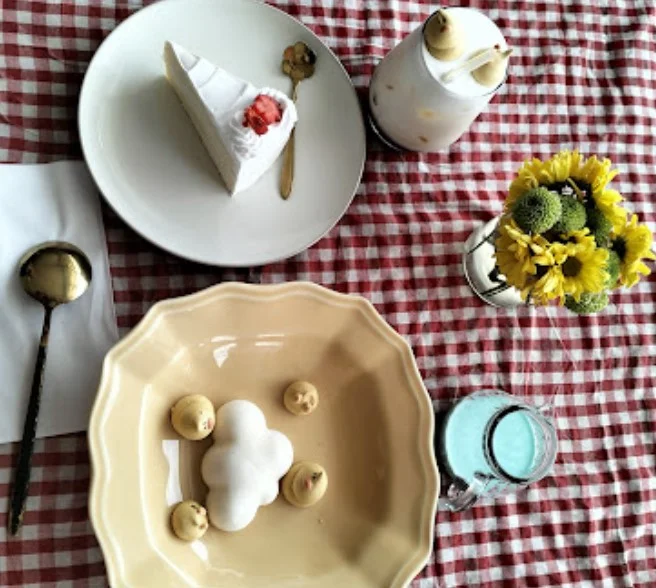 Bake Me To The Moon Menu